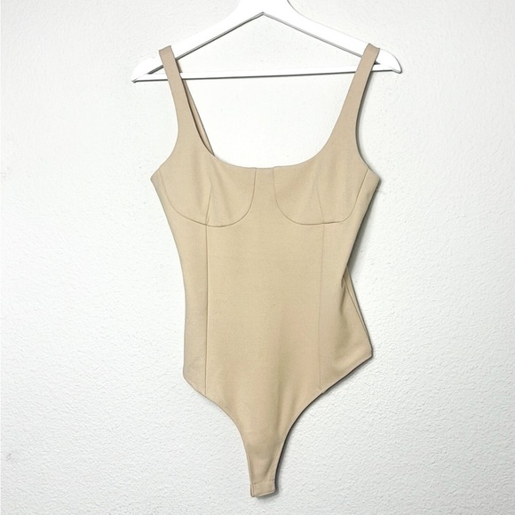 NWT WAYF Bravado Cupped Tank Bodysuit - Picture 2 of 6